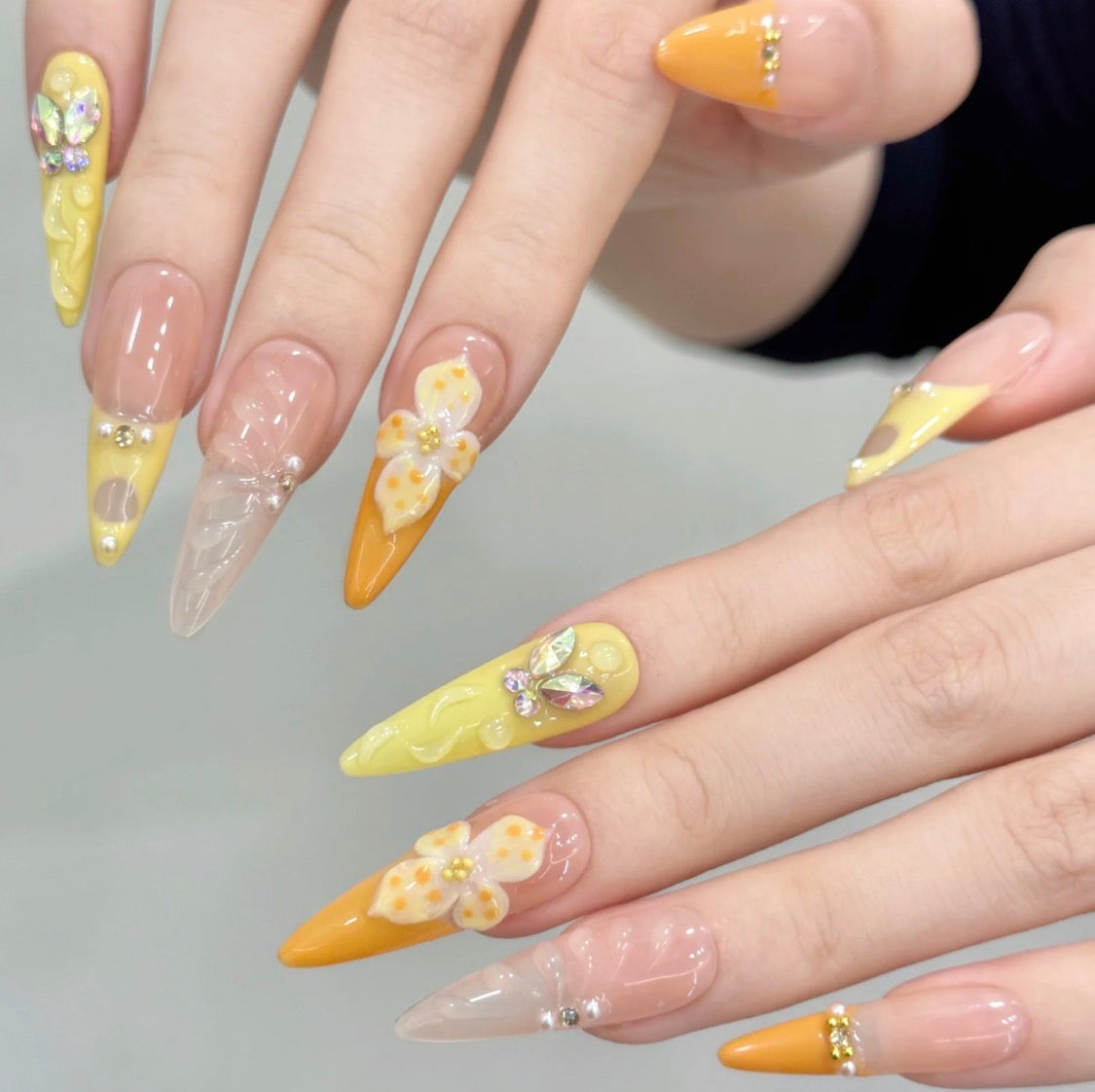 CITRUS PETAL GLOW