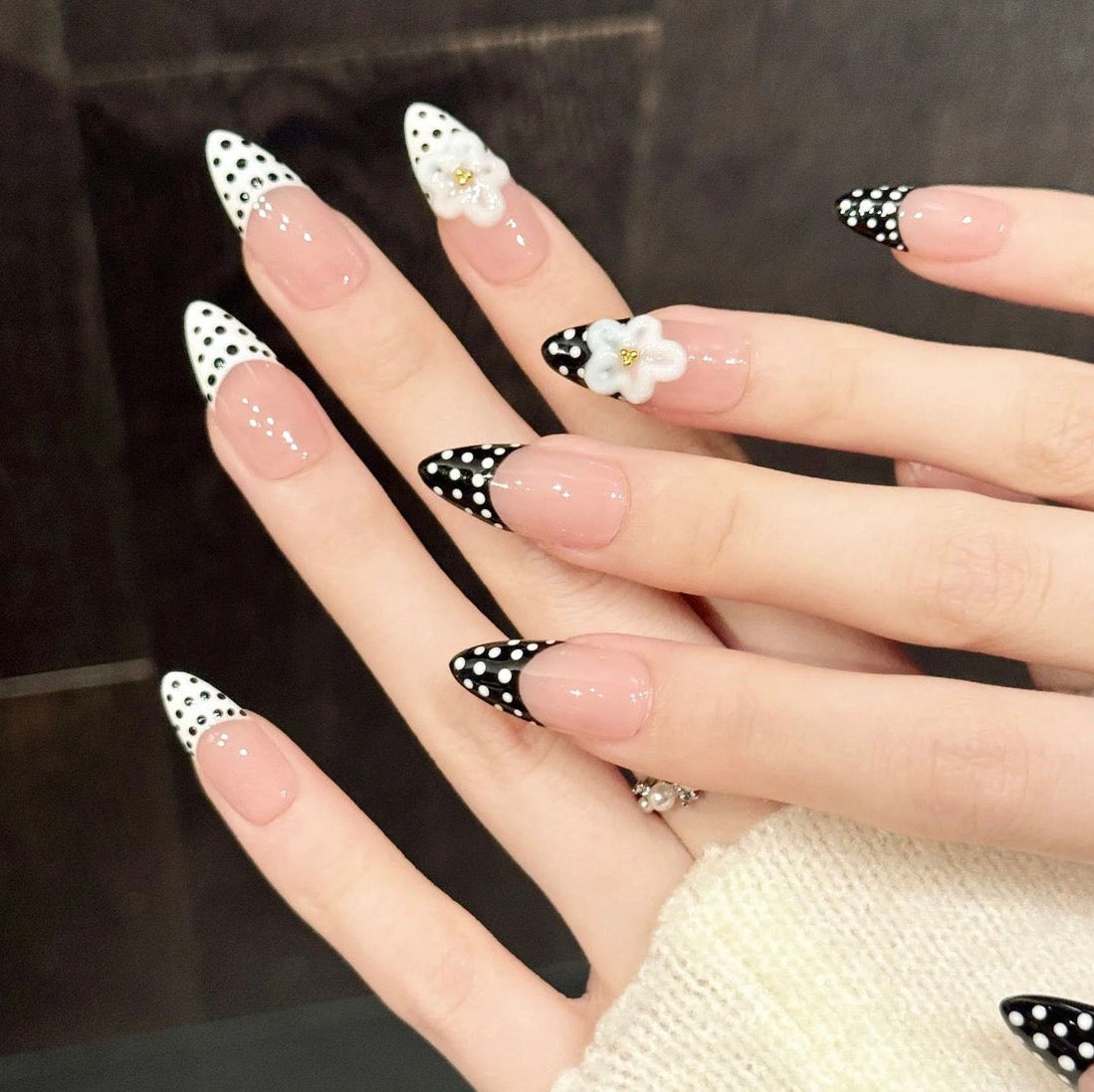 POLKA DOT